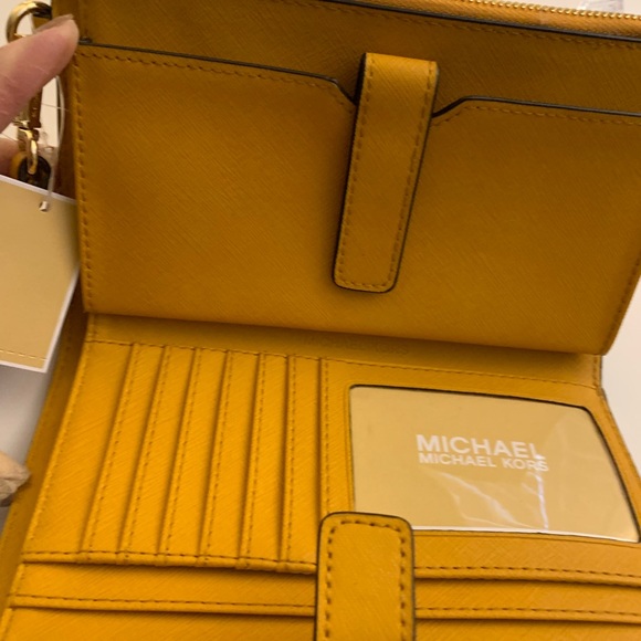 🎉SALE🎉 Michael Kors Jet Set Travel Leather Large Double Zip Wristlet Wallet - Picture 6 of 10